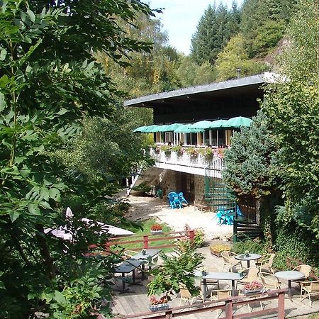 杜蒙托木屋旅馆 Dun-les-Places 外观 照片