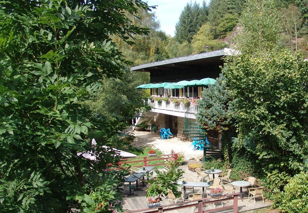 杜蒙托木屋旅馆 Dun-les-Places 外观 照片